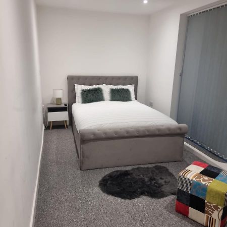 Classic 2 Bed Apartment In Oldkent Road Londres Exterior foto